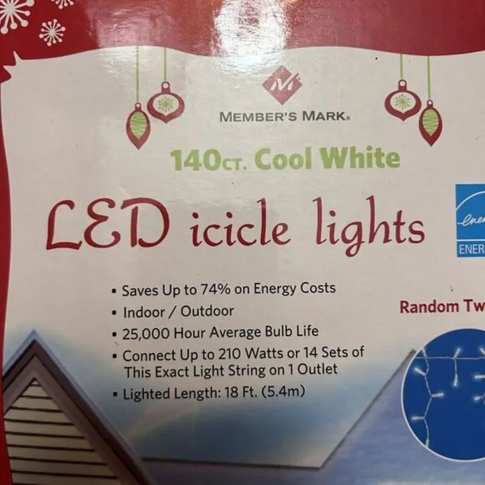 Member's Mark LED Icicle Lights, Cool White (140 Count) 18ft Random‎ Twinkling